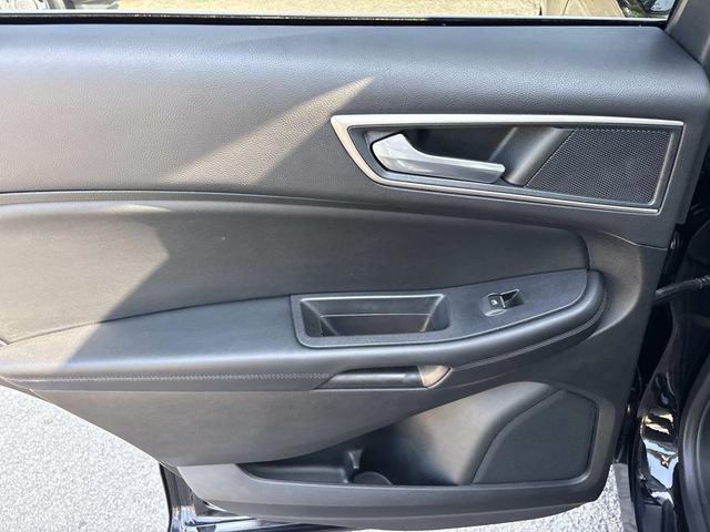 Certified 2022 Ford Edge SEL w/ Convenience Package AWD/4WD image 18