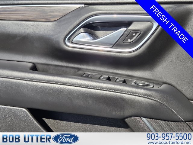 Used 2021 Chevrolet Tahoe Z71 w/ Luxury Package AWD/4WD image 21