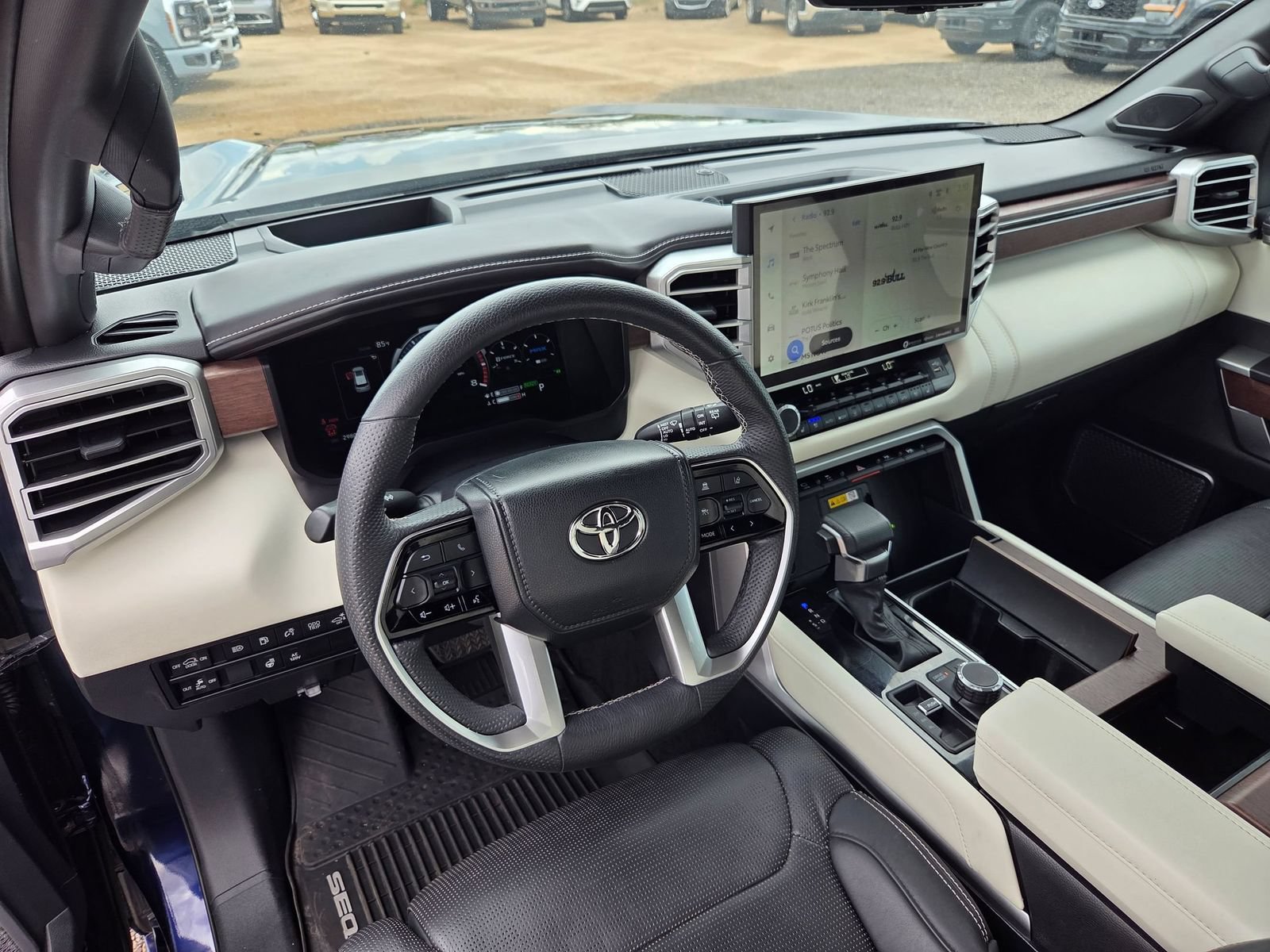 Used 2024 Toyota Sequoia Capstone AWD/4WD image 13