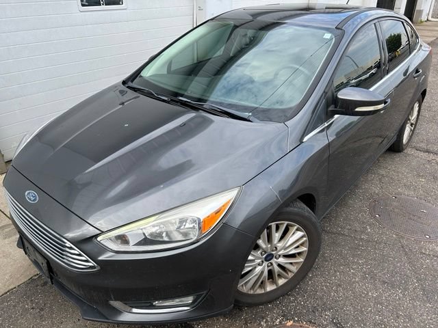 Certified 2018 Ford Focus Titanium FWD image 1