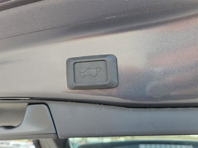 Used 2022 Toyota RAV4 XLE image 12