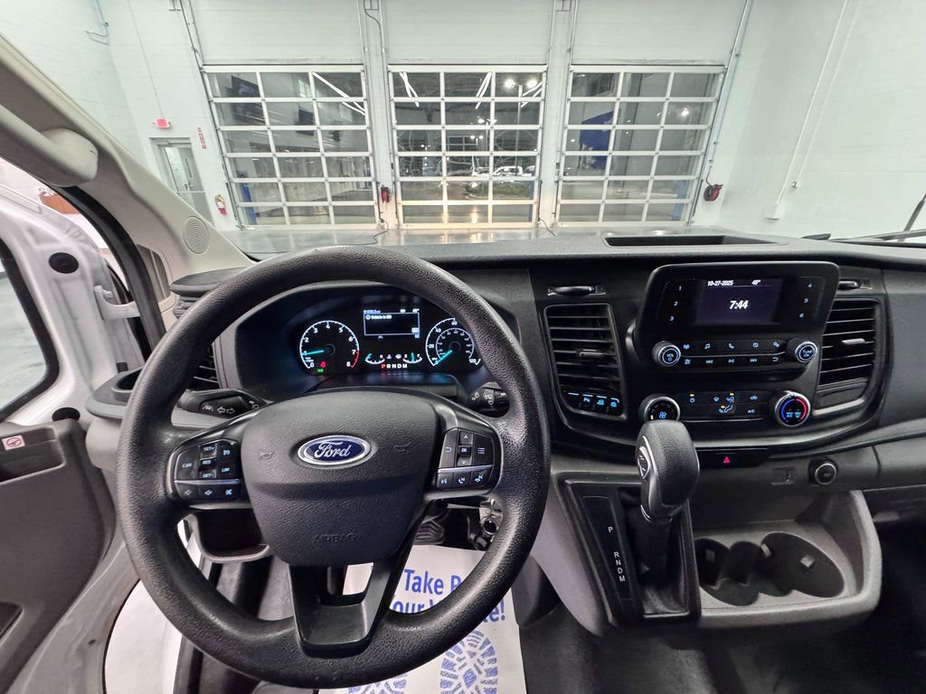 Certified 2019 Ford Transit 150 130 Low Roof image 22