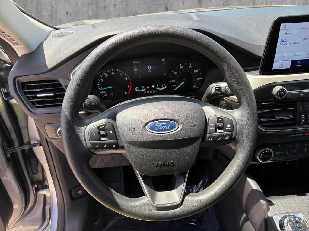 Certified 2021 Ford Escape SE w/ SE Sport Appearance Package FWD image 13