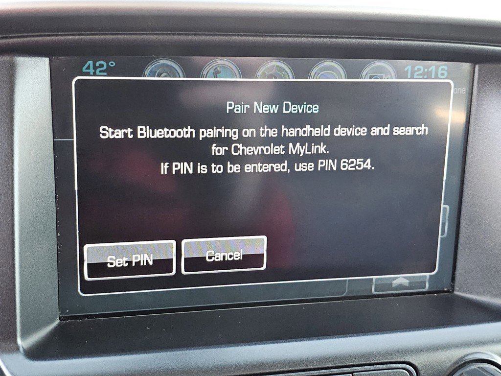 Used 2018 Chevrolet Colorado LT w/ LT Convenience Package image 16