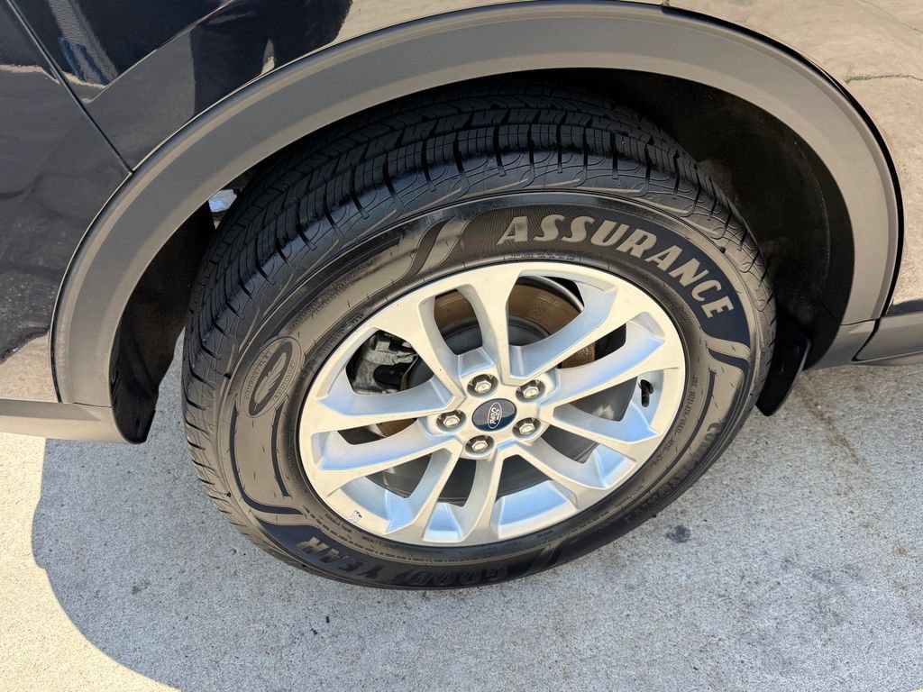 Certified 2021 Ford Escape SE FWD image 9