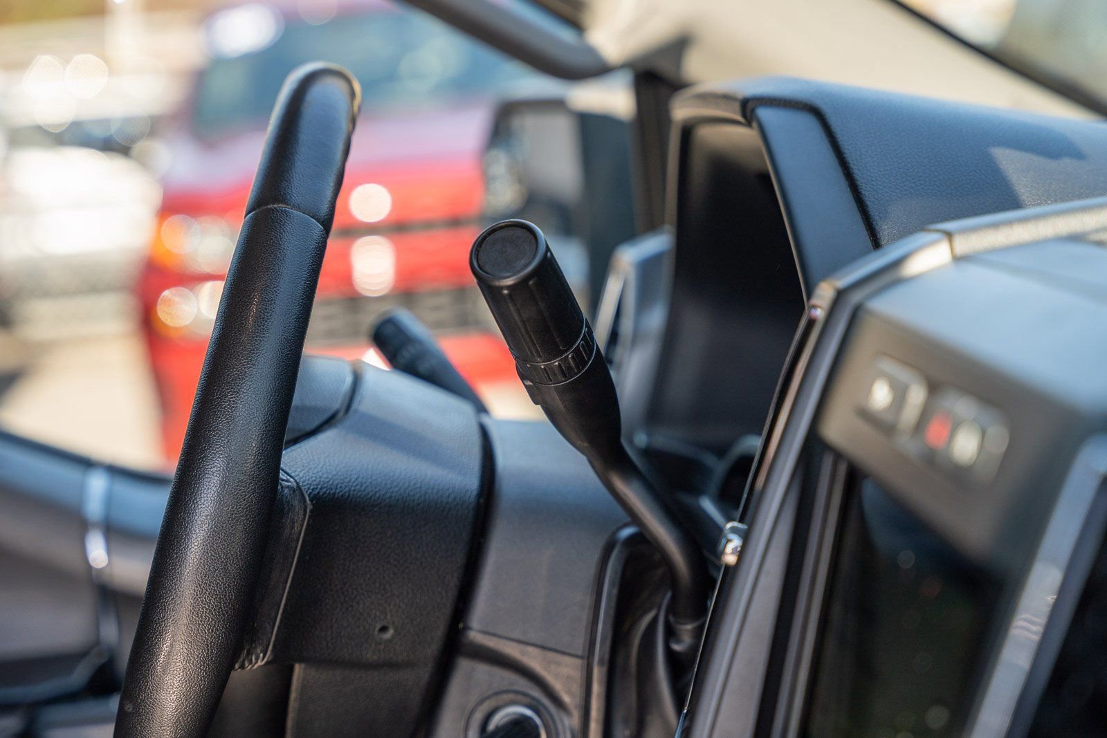 Certified 2019 Ford F150 XLT w/ Equipment Group 302A Luxury image 14