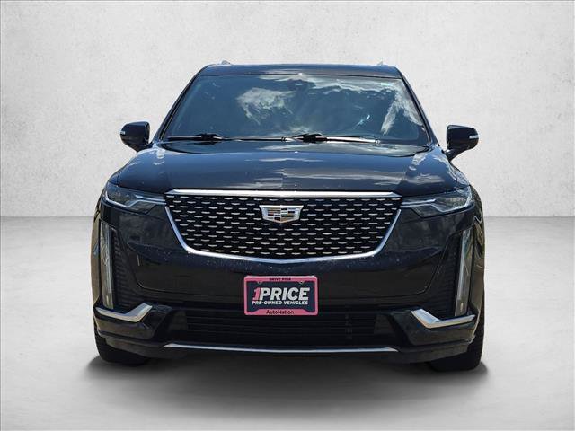 Used 2021 Cadillac XT6 Premium Luxury FWD image 2