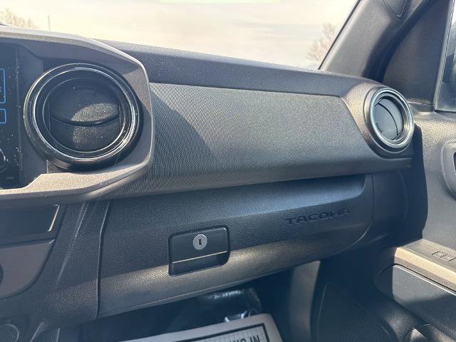 Used 2019 Toyota Tacoma TRD Sport w/ Technology Package AWD/4WD image 21