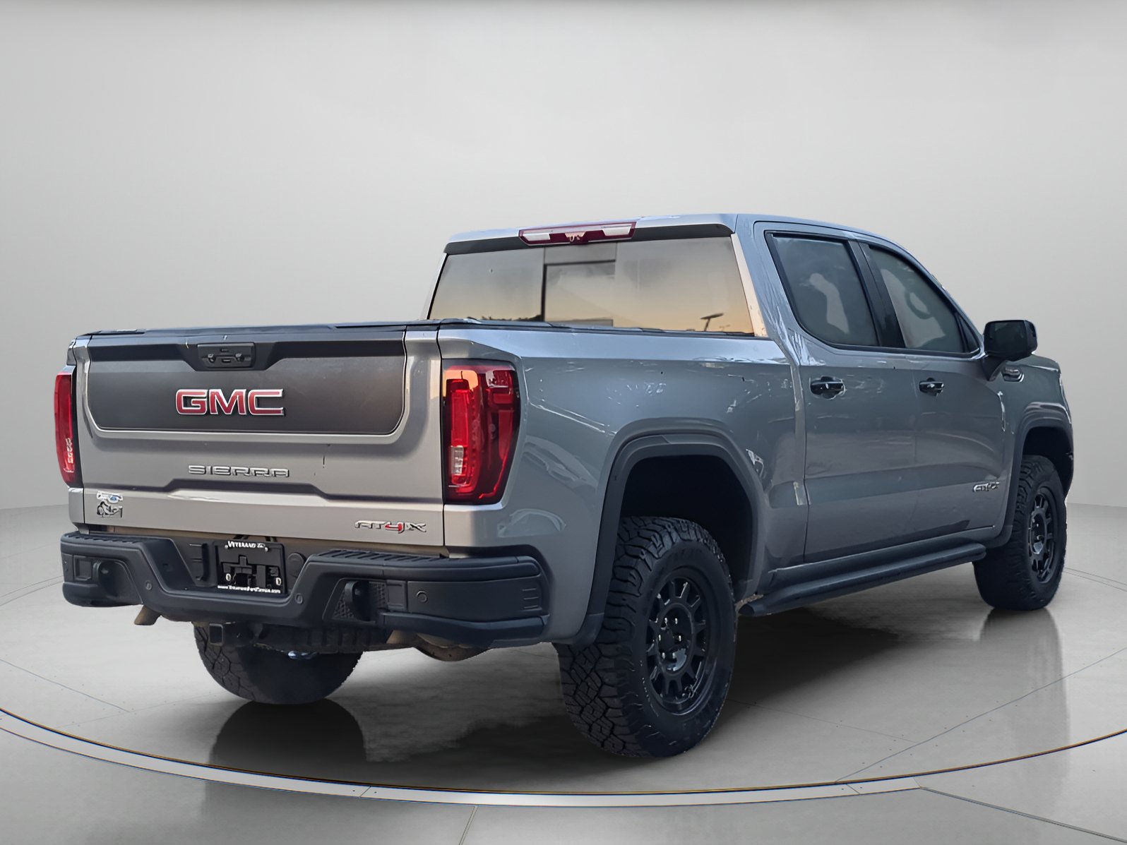 Used 2023 GMC Sierra 1500 AT4X w/ AT4X AEV Edition AWD/4WD image 40