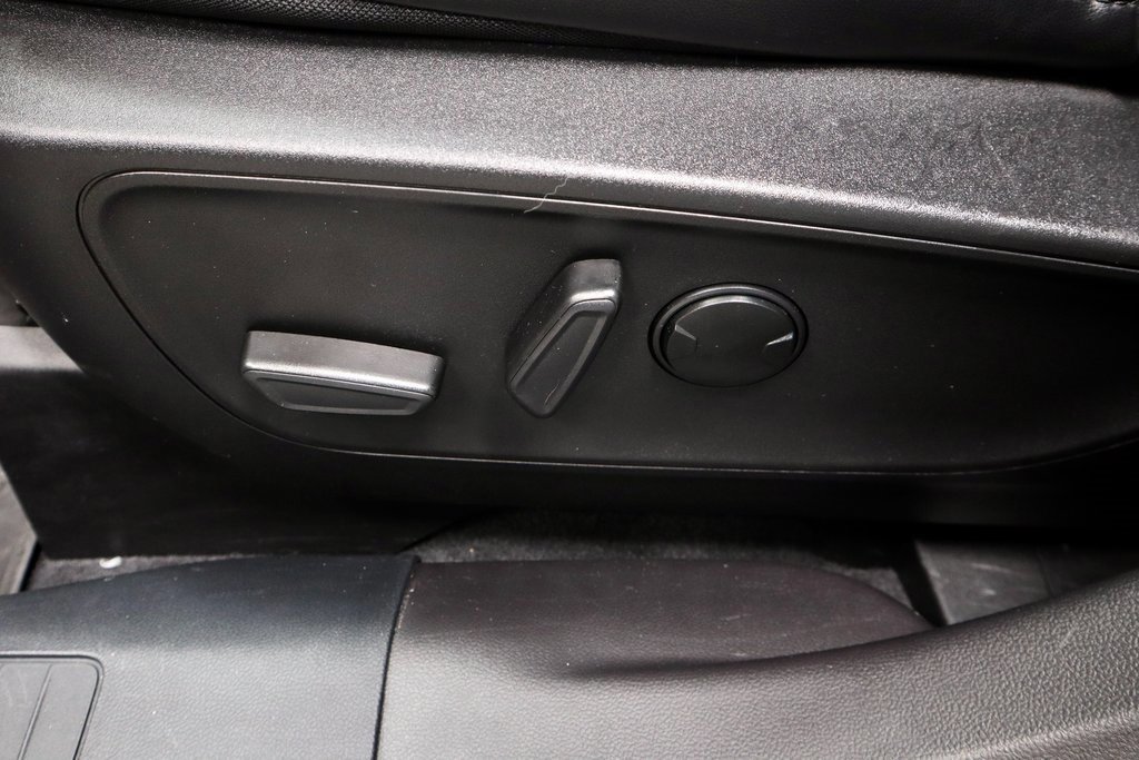 Certified 2023 Ford Escape ST-Line Select image 24