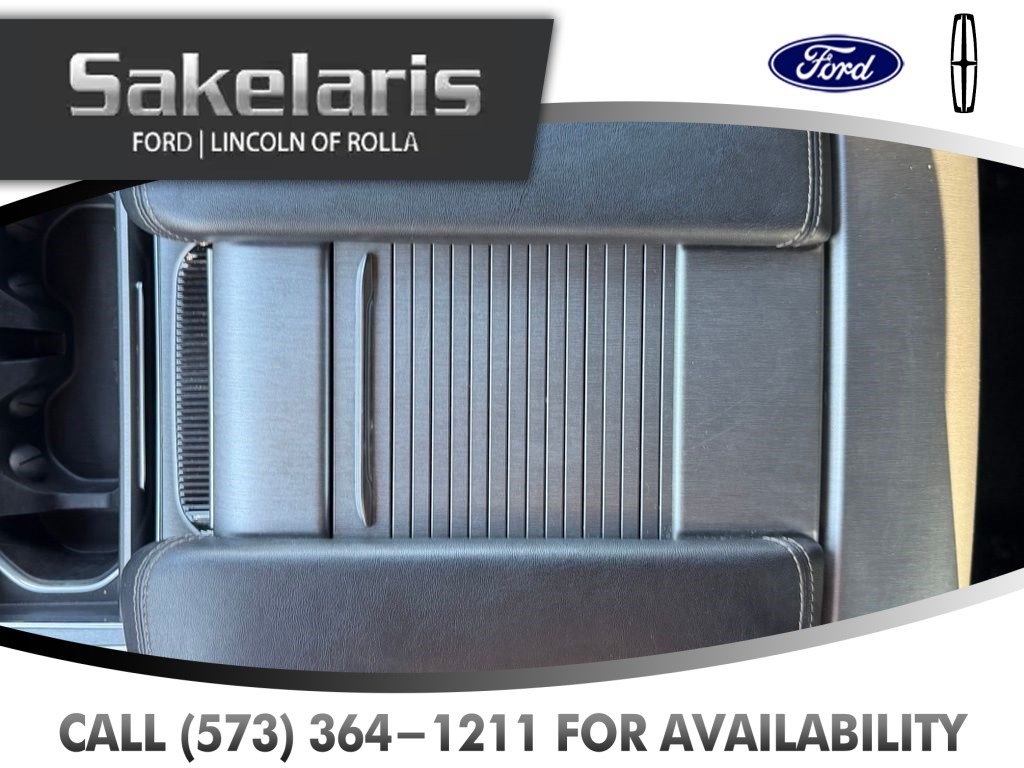 Used 2025 Jeep Wagoneer Series II w/ 8-Passenger Seating Package AWD/4WD image 26