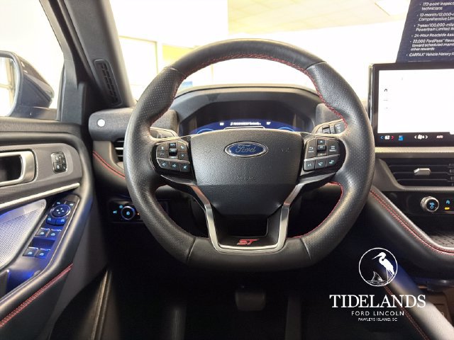 Certified 2025 Ford Explorer ST AWD/4WD image 18
