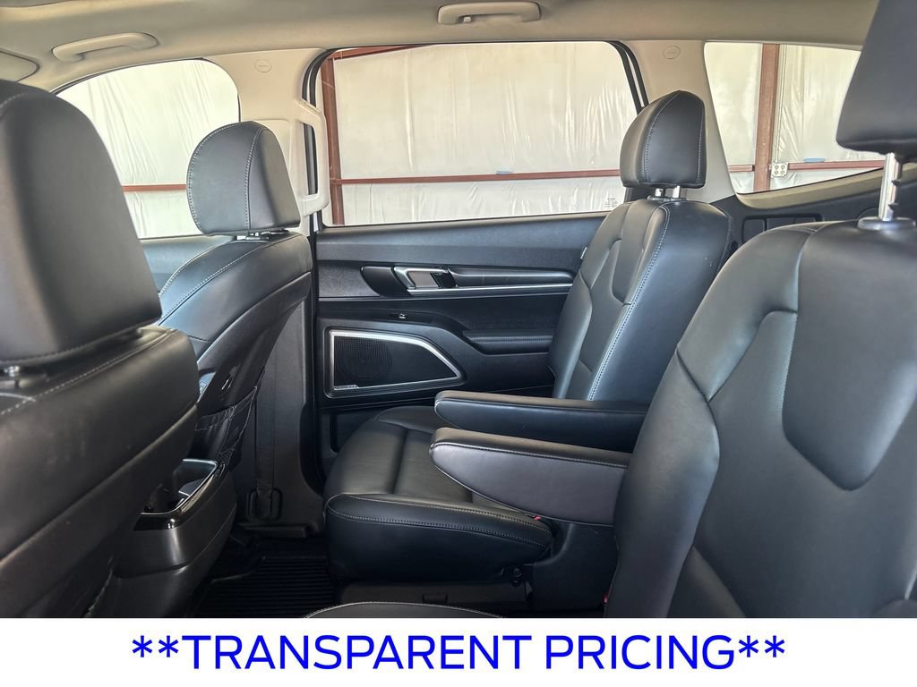 Used 2025 Kia Telluride S AWD/4WD image 38
