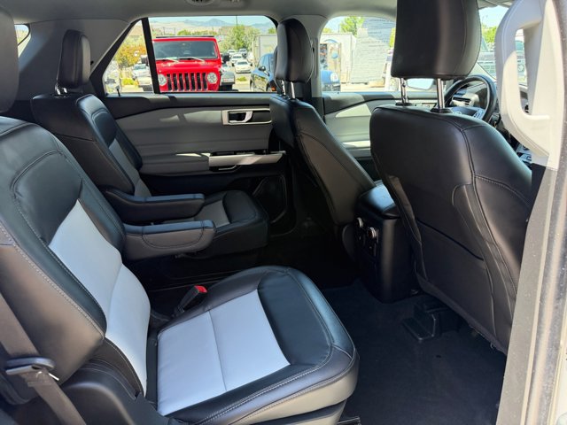 Certified 2023 Ford Explorer XLT w/ Equipment Group 202A AWD/4WD image 19