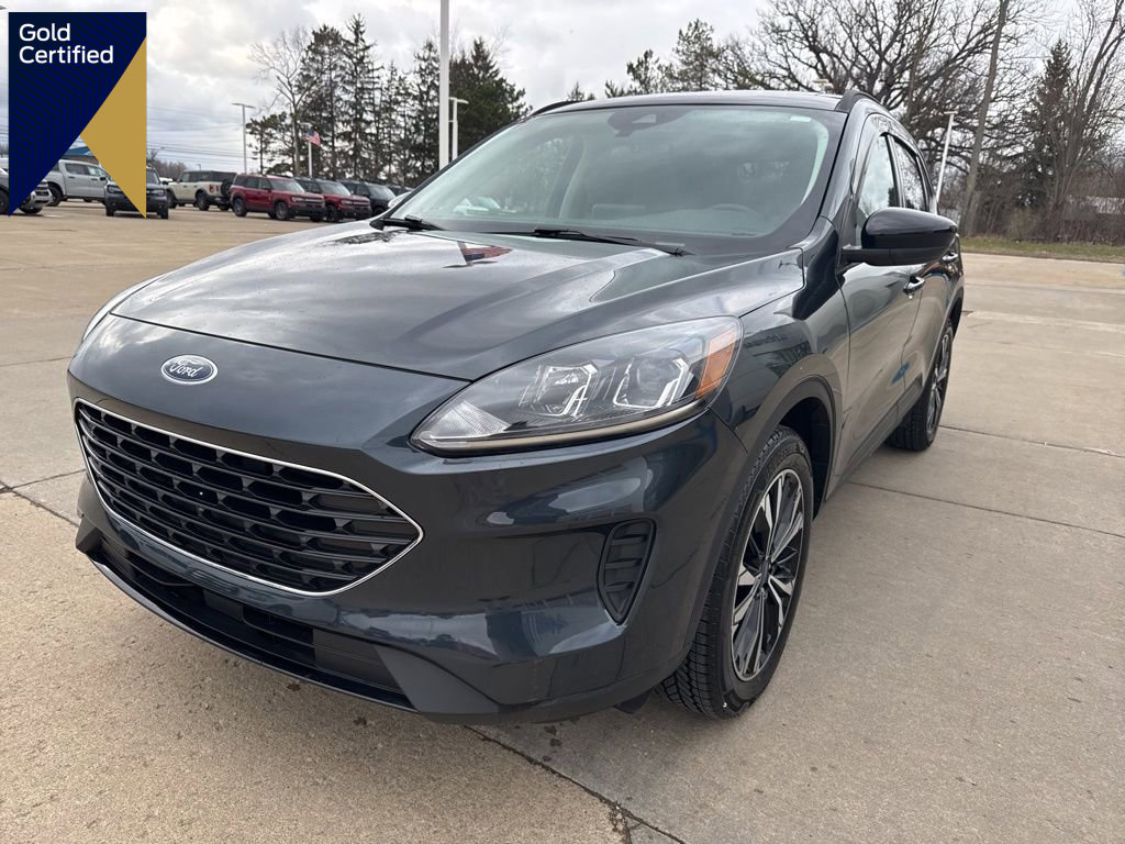 Certified 2022 Ford Escape SE w/ SE Sport Appearance Package video 1