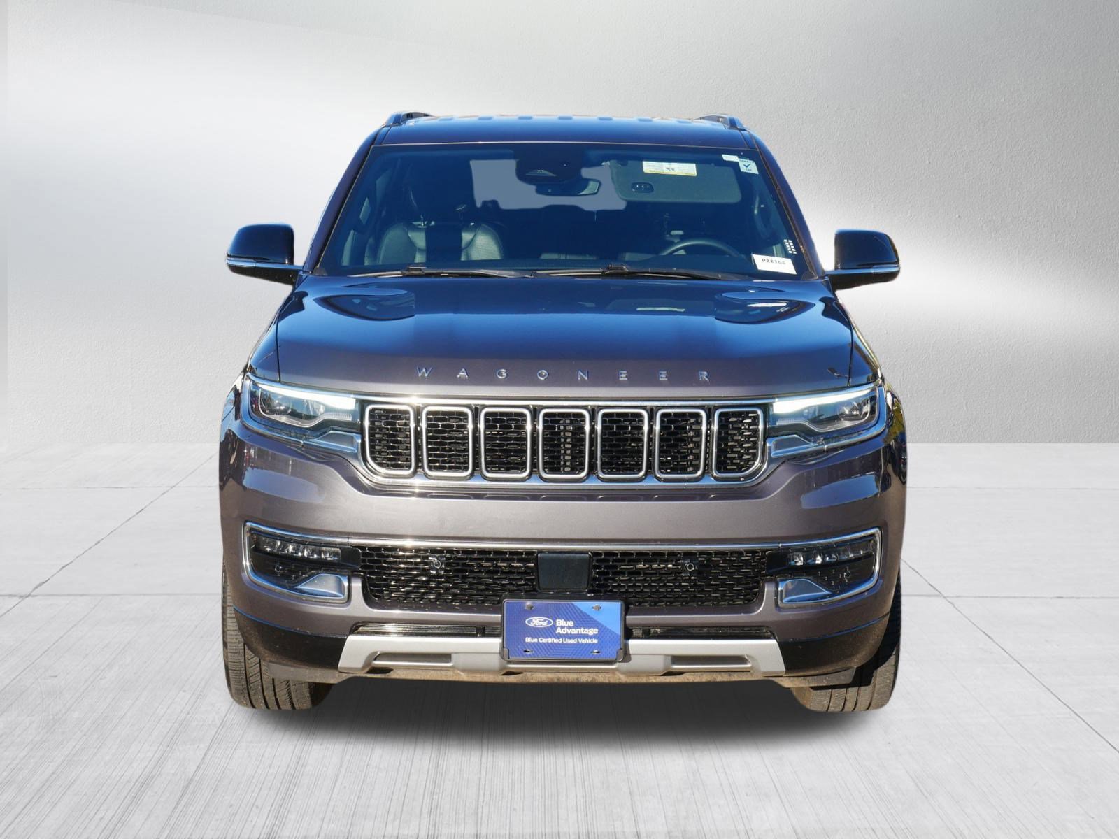 Used 2024 Jeep Wagoneer L Series II w/ Flexible Seating Group image 8