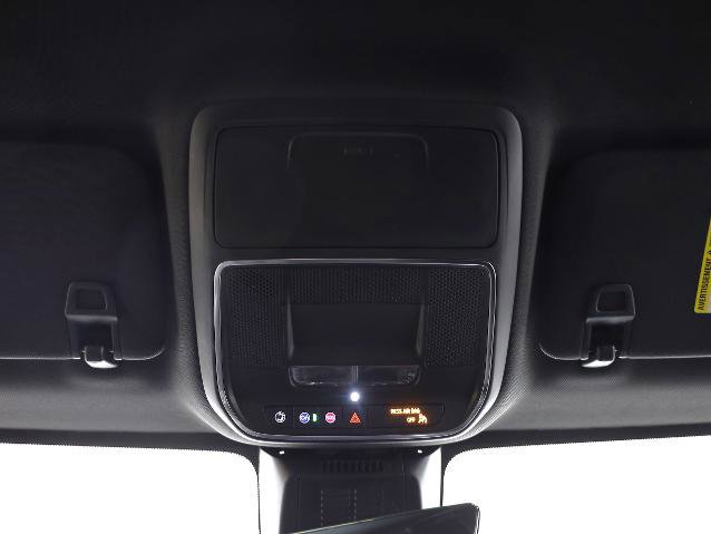 Used 2025 Chevrolet Equinox RS w/ Safety and Technology Package image 16