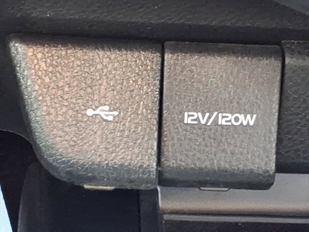 Used 2020 Toyota Camry SE image 17