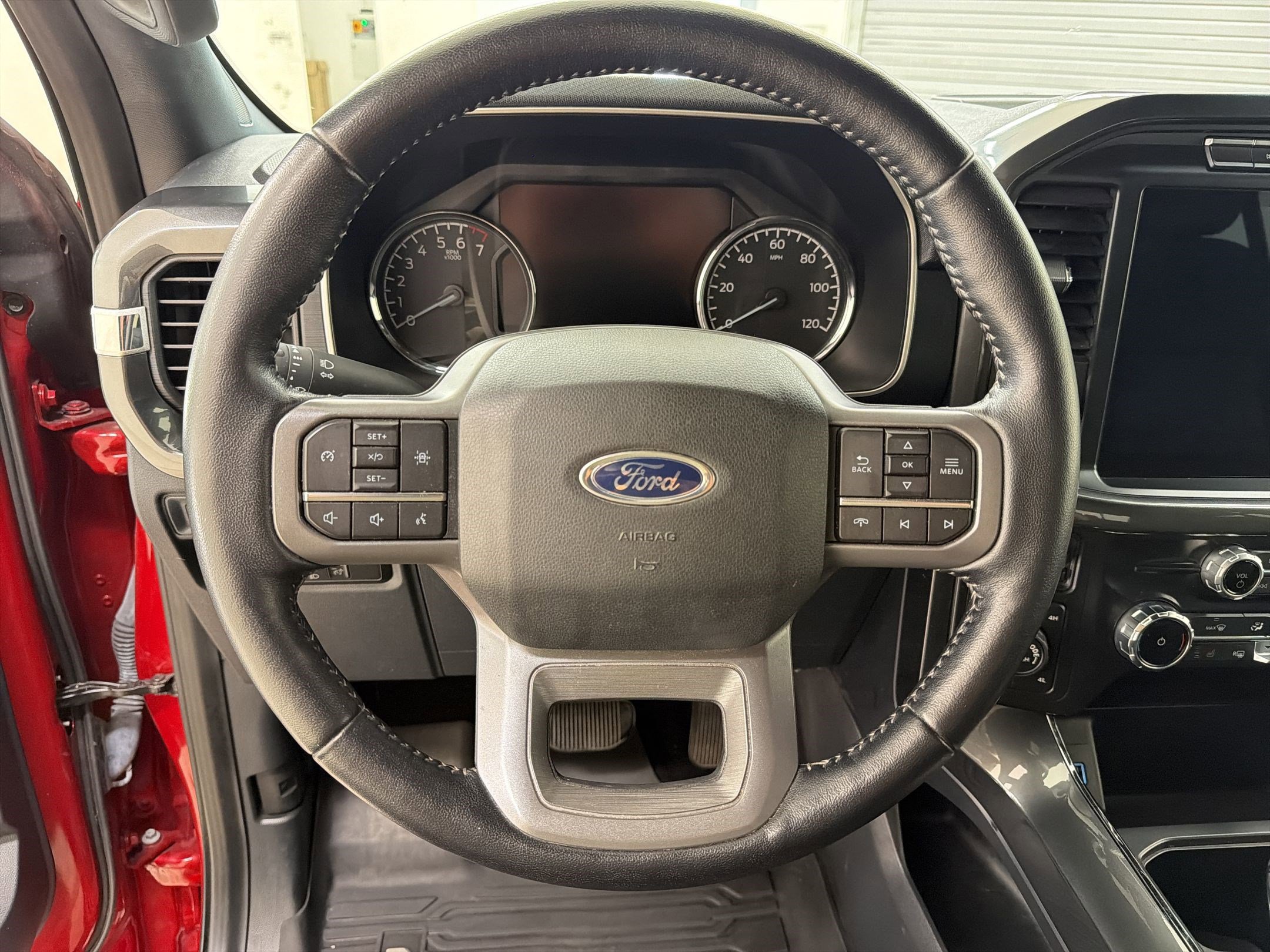 Certified 2022 Ford F150 XLT w/ Equipment Group 302A High image 16