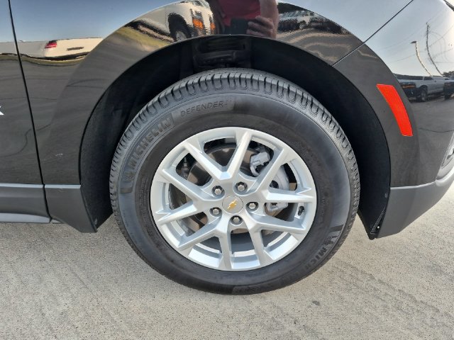 Used 2022 Chevrolet Equinox LS AWD/4WD image 10