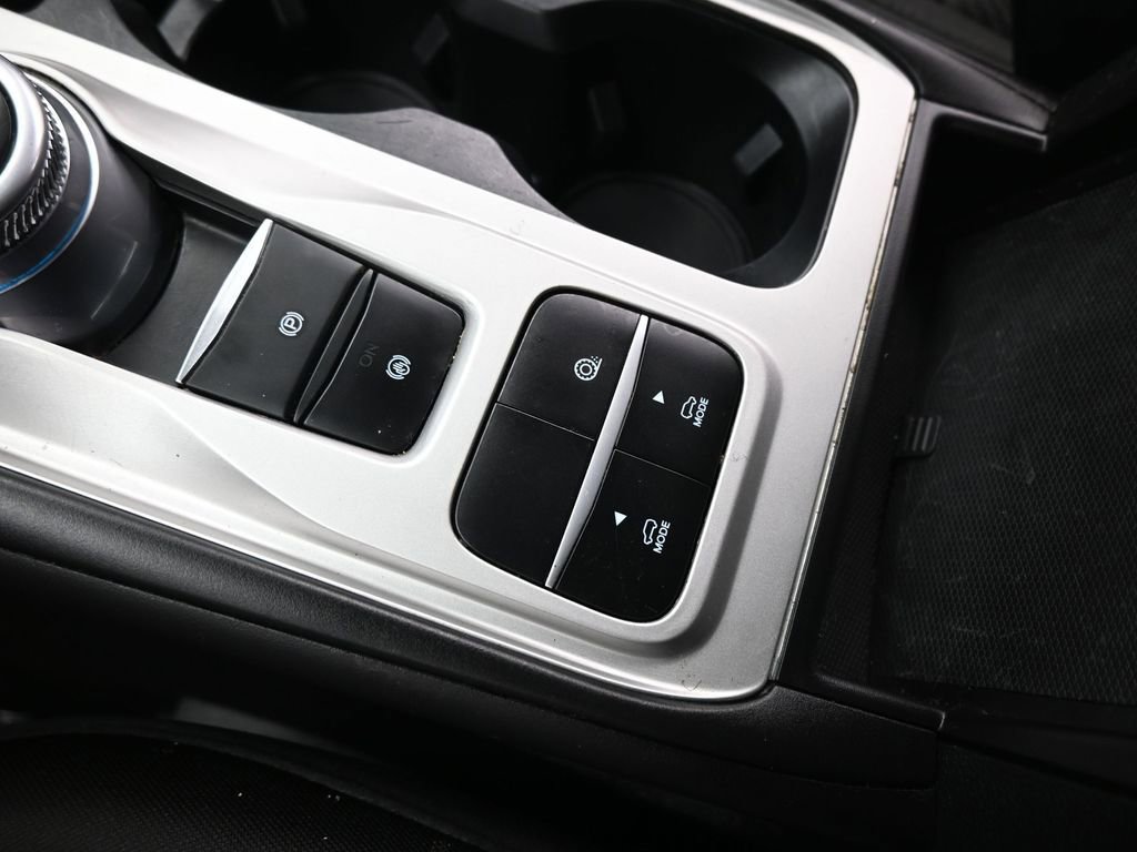 Certified 2022 Ford Explorer XLT image 18