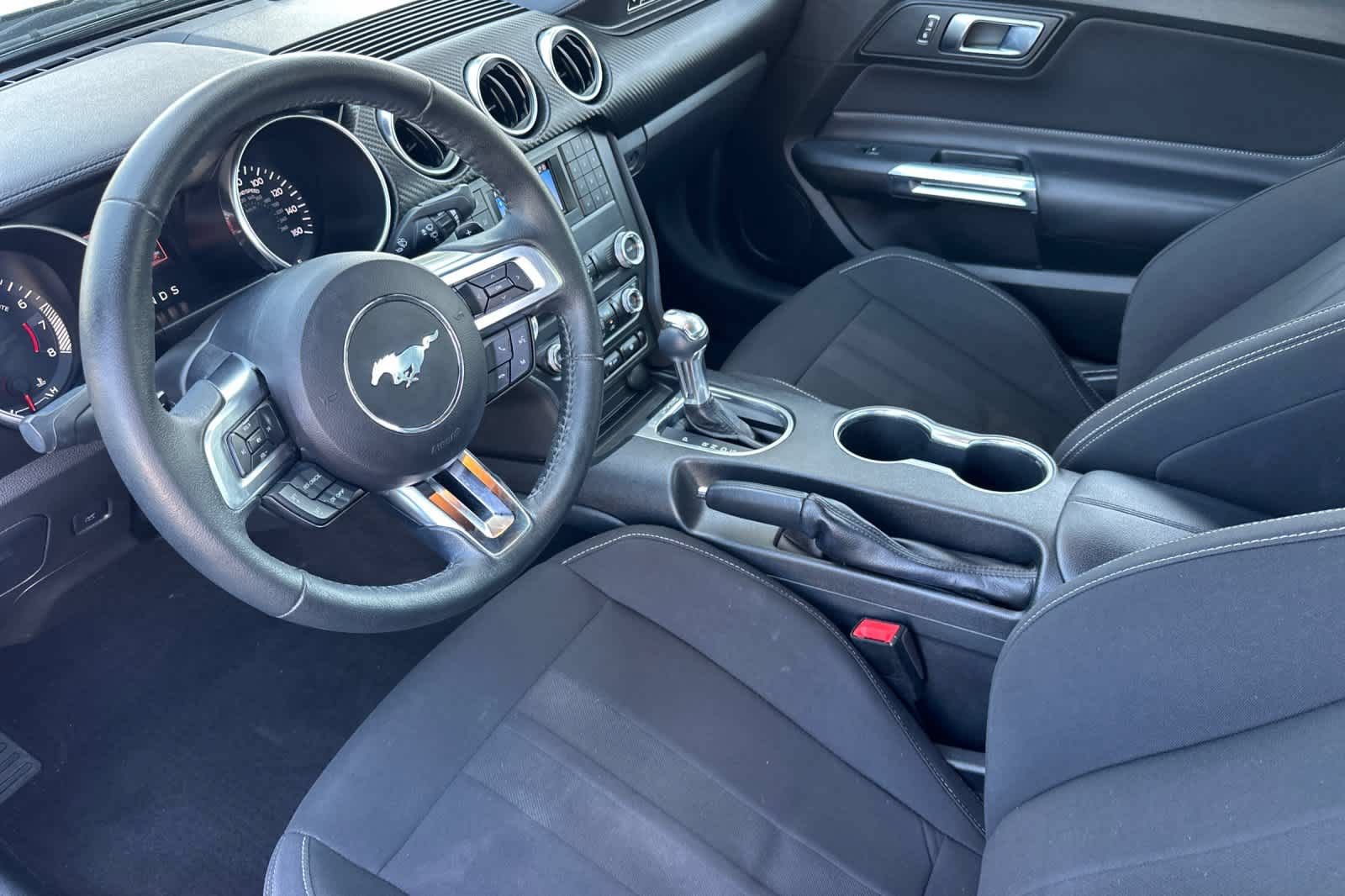Certified 2020 Ford Mustang Coupe RWD image 12