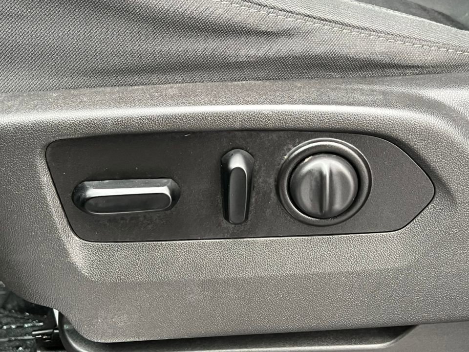 Used 2020 Chevrolet Silverado 1500 LT Trail Boss image 17