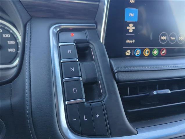 Used 2021 Chevrolet Tahoe Z71 w/ Z71 Off-Road Package AWD/4WD image 13
