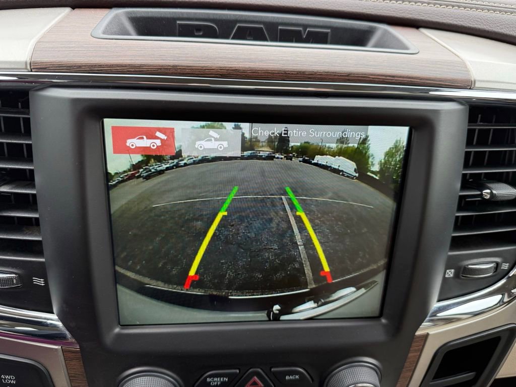 Used 2018 RAM 3500 Laramie w/ Convenience Group AWD/4WD image 16