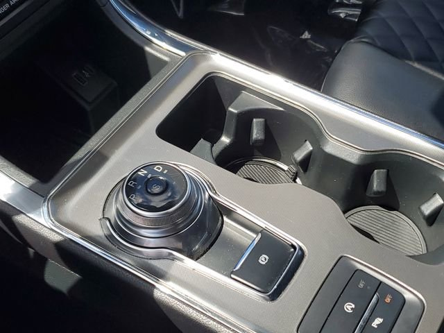 Certified 2024 Ford Edge Titanium AWD/4WD image 21
