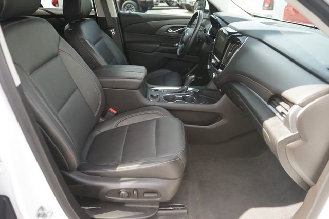 Used 2019 Chevrolet Traverse Premier w/ Driver Confidence II Package FWD image 21