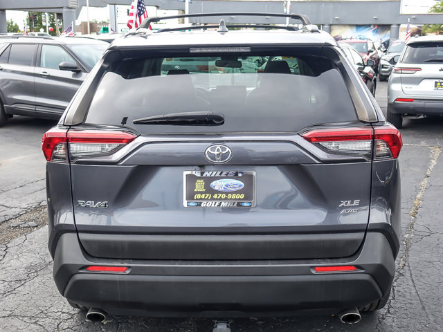 Used 2019 Toyota RAV4 XLE Premium w/ Cold Weather Package AWD/4WD image 6