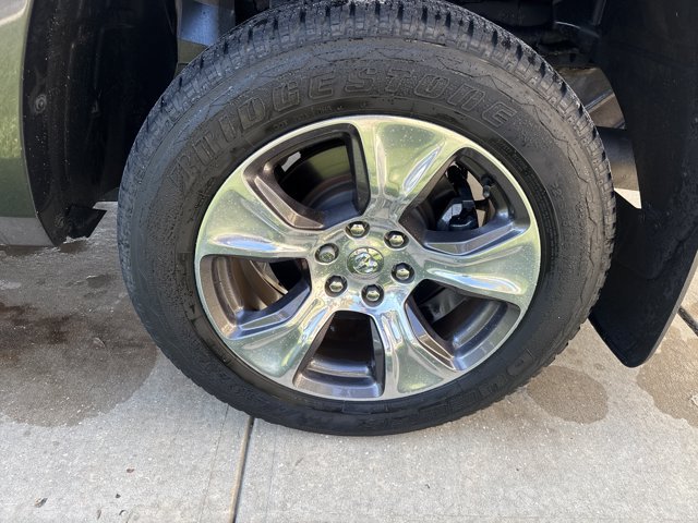 Used 2020 RAM 1500 Laramie RWD image 11