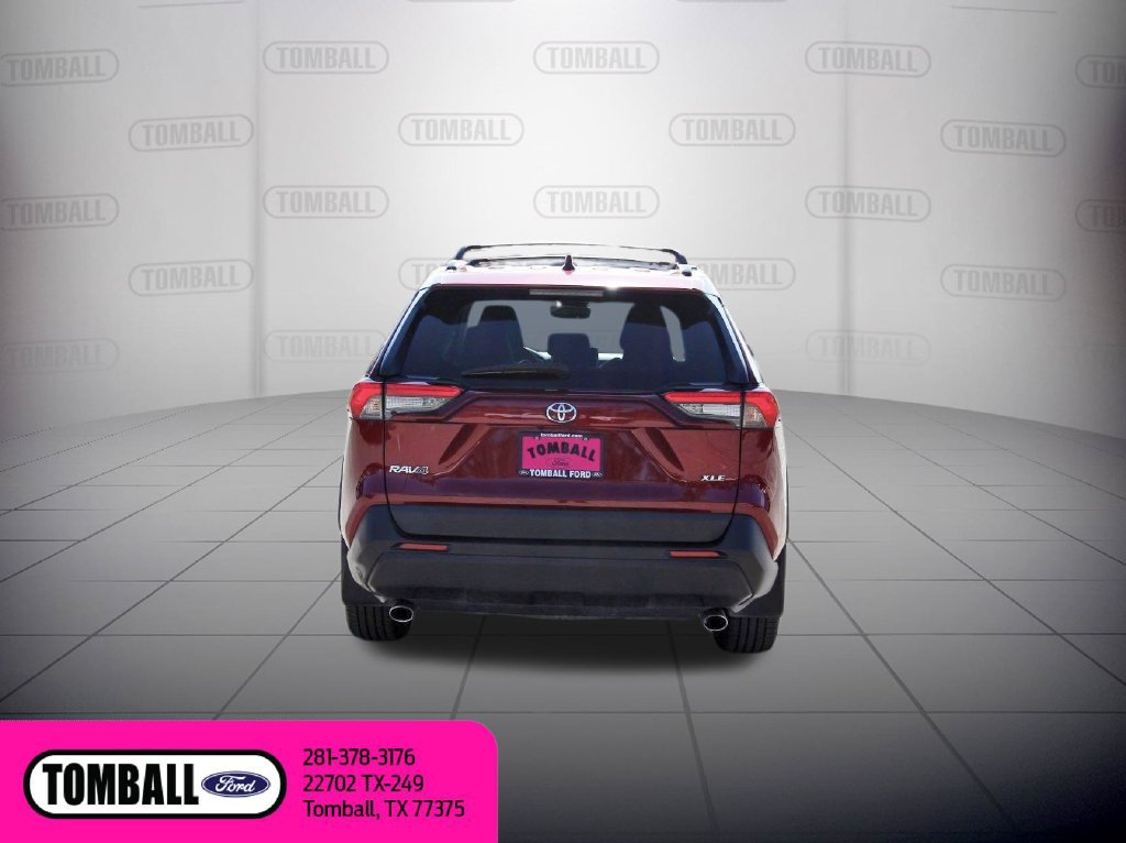 Used 2024 Toyota RAV4 XLE Premium FWD image 7