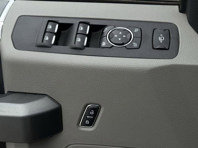 Certified 2017 Ford F250 XLT w/ XLT Premium Package image 23