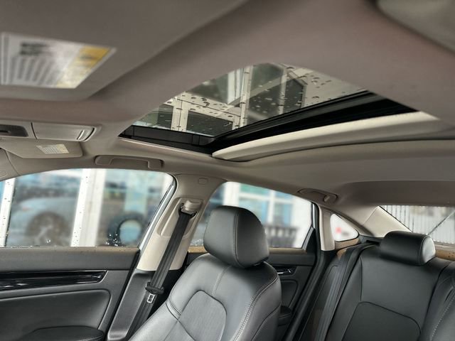 Used 2023 Honda Civic Touring image 23