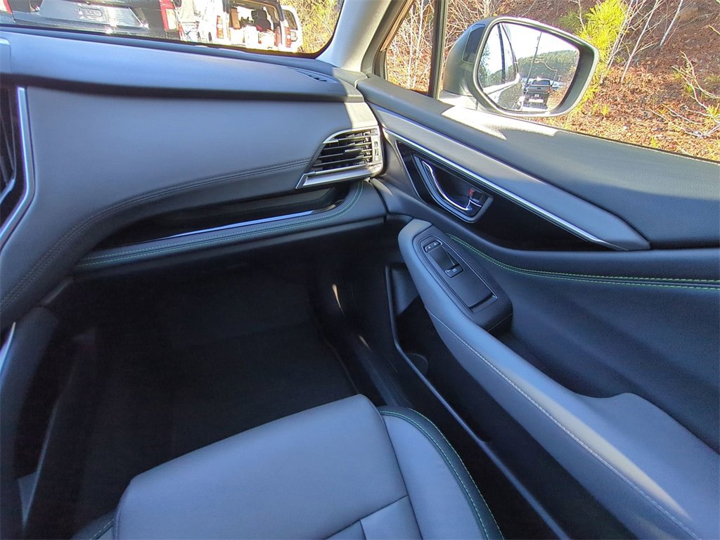 Used 2023 Subaru Outback Onyx Edition image 17