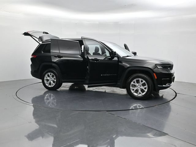Used 2023 Jeep Grand Cherokee L Limited AWD/4WD image 57