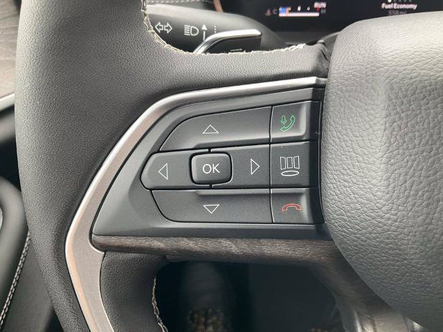 Used 2026 Jeep Grand Cherokee L Limited AWD/4WD image 7