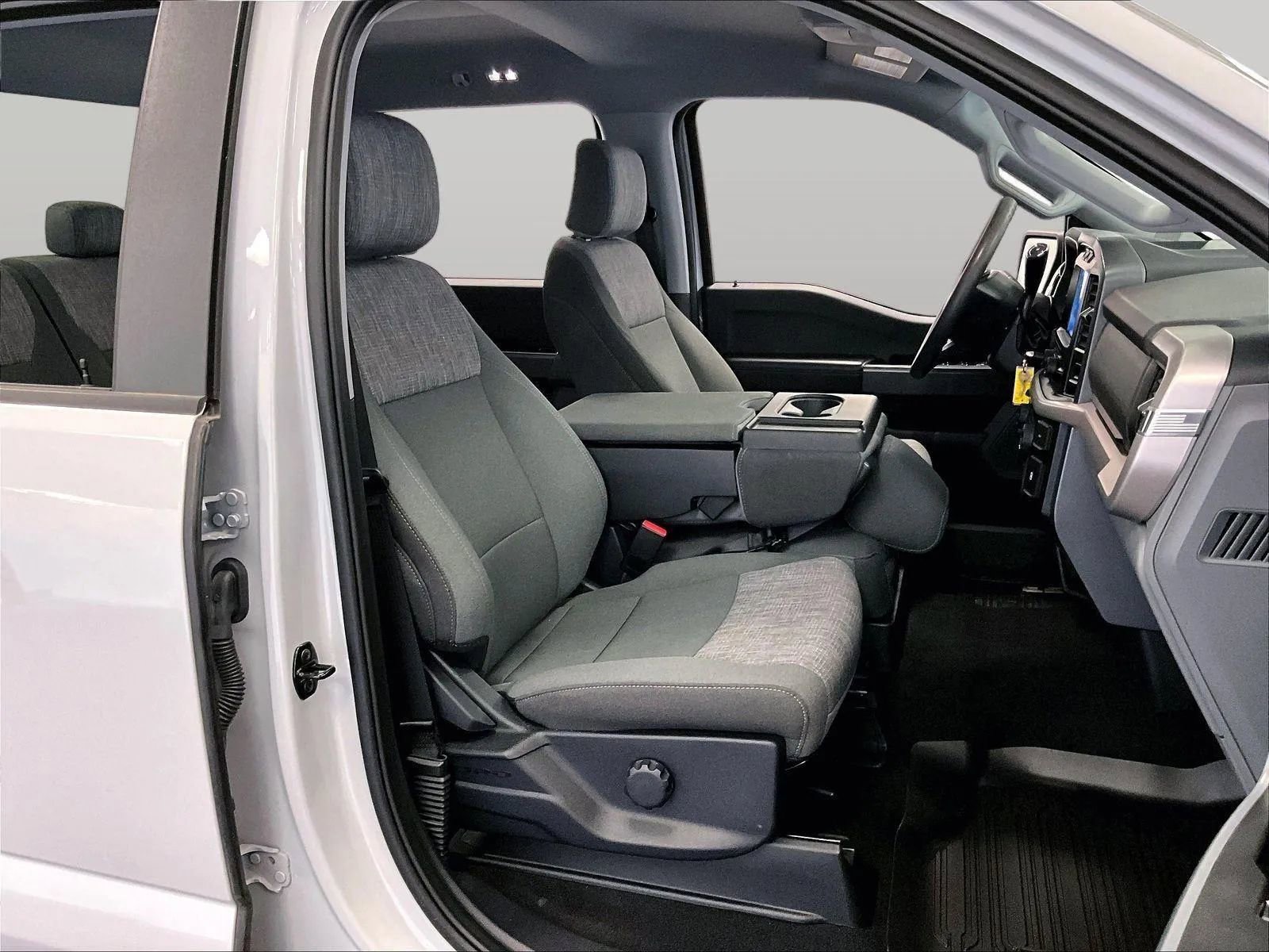 Certified 2023 Ford F150 XLT w/ XTR Package image 7