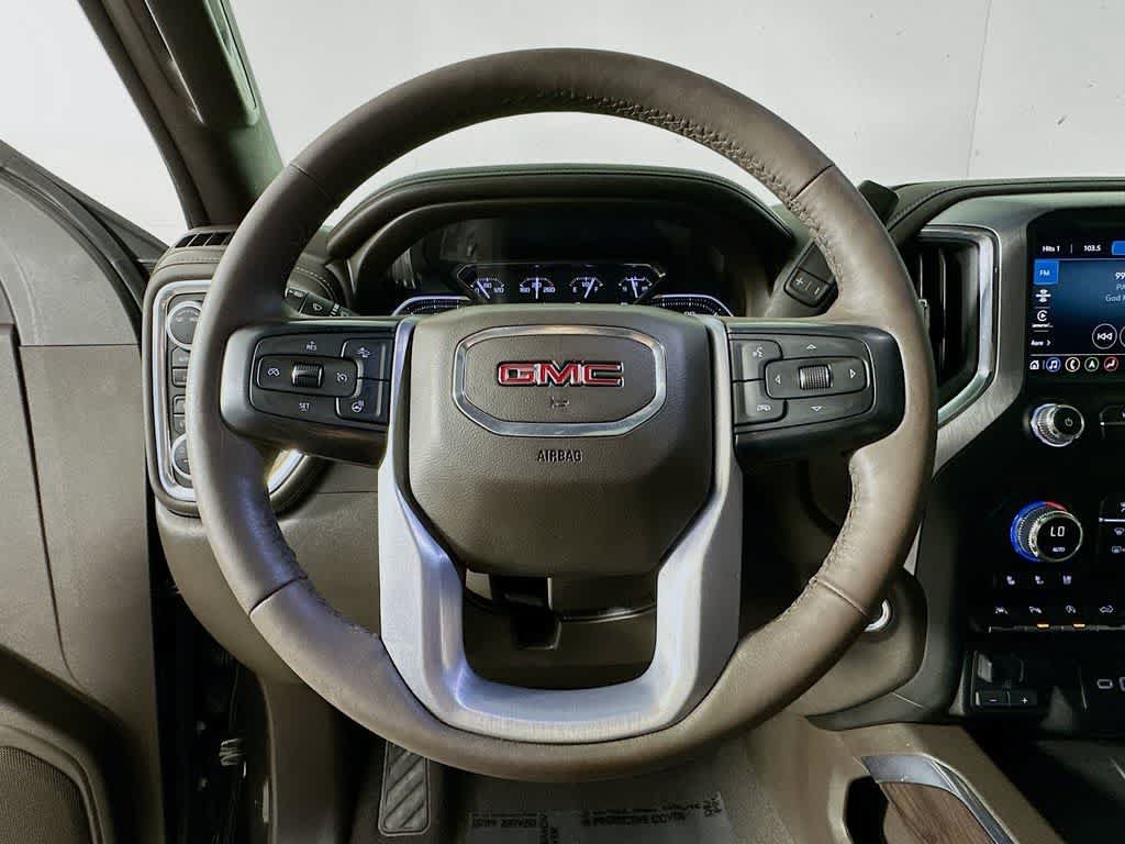 Used 2021 GMC Sierra 1500 SLT w/ SLT Premium Plus Package AWD/4WD image 16