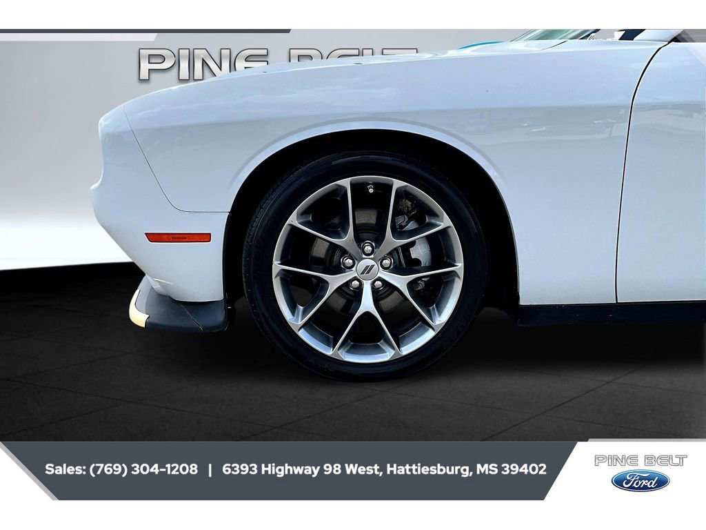 Used 2022 Dodge Challenger GT image 9
