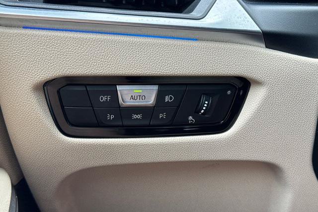 Used 2023 BMW 330i Sedan RWD image 28