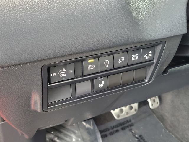 Used 2022 Toyota Tundra Limited w/ TRD Off-Road Package AWD/4WD image 13