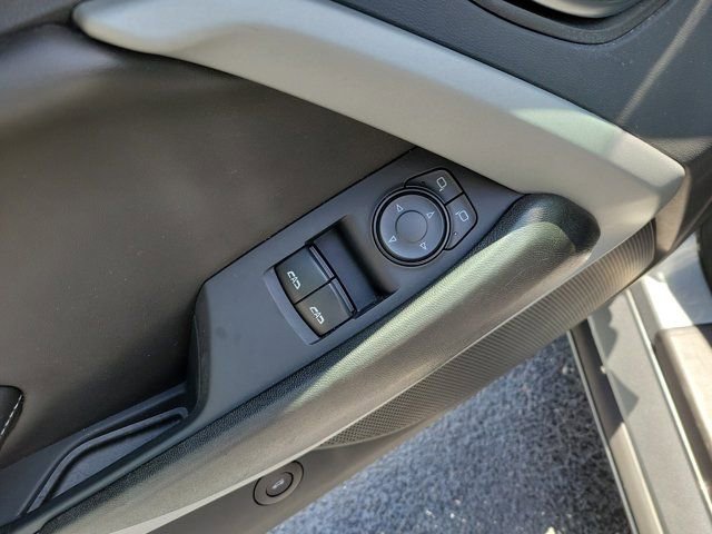 Used 2023 Chevrolet Camaro LT RWD image 13