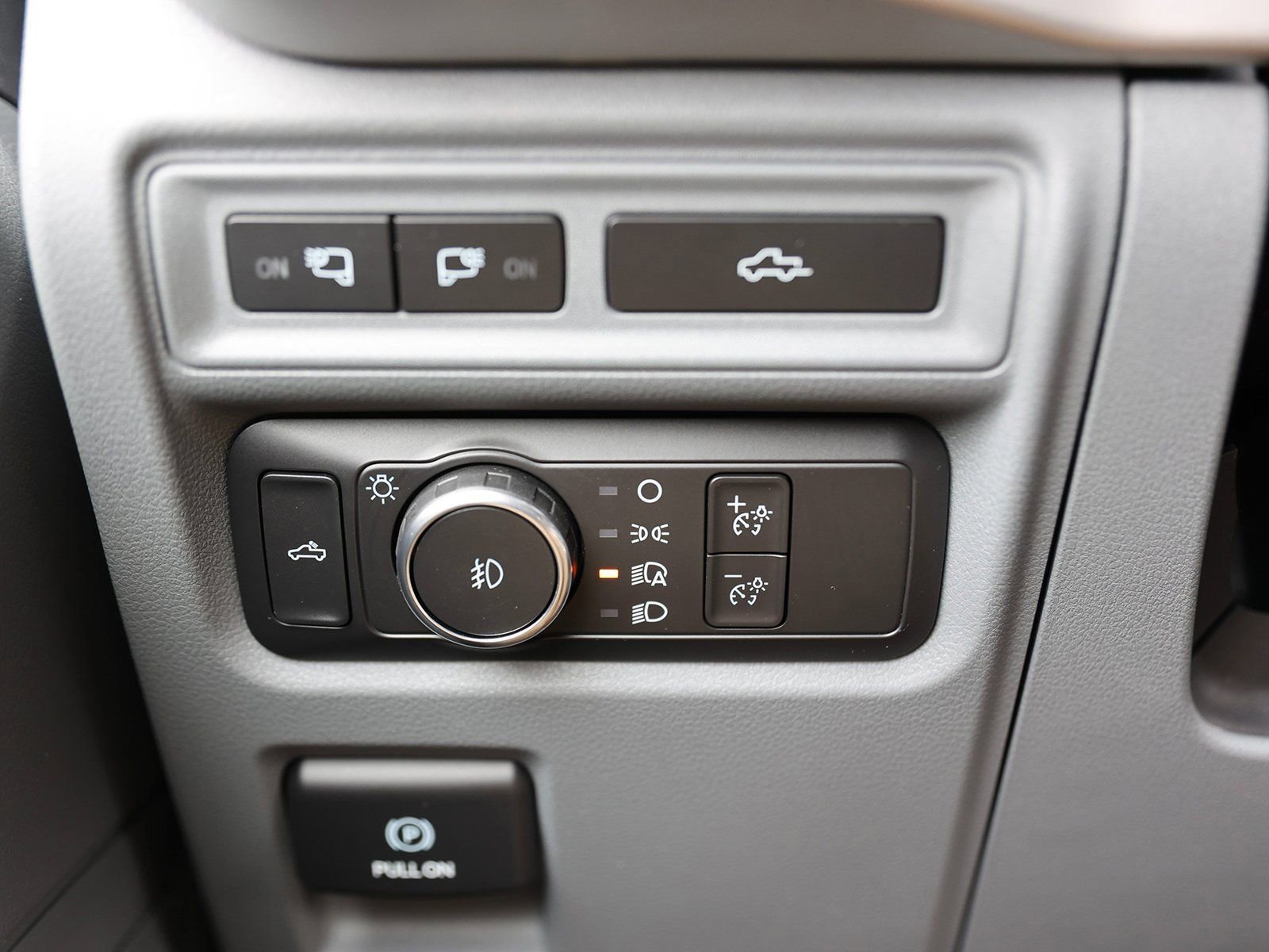 Certified 2022 Ford F150 XLT w/ Equipment Group 302A High image 37