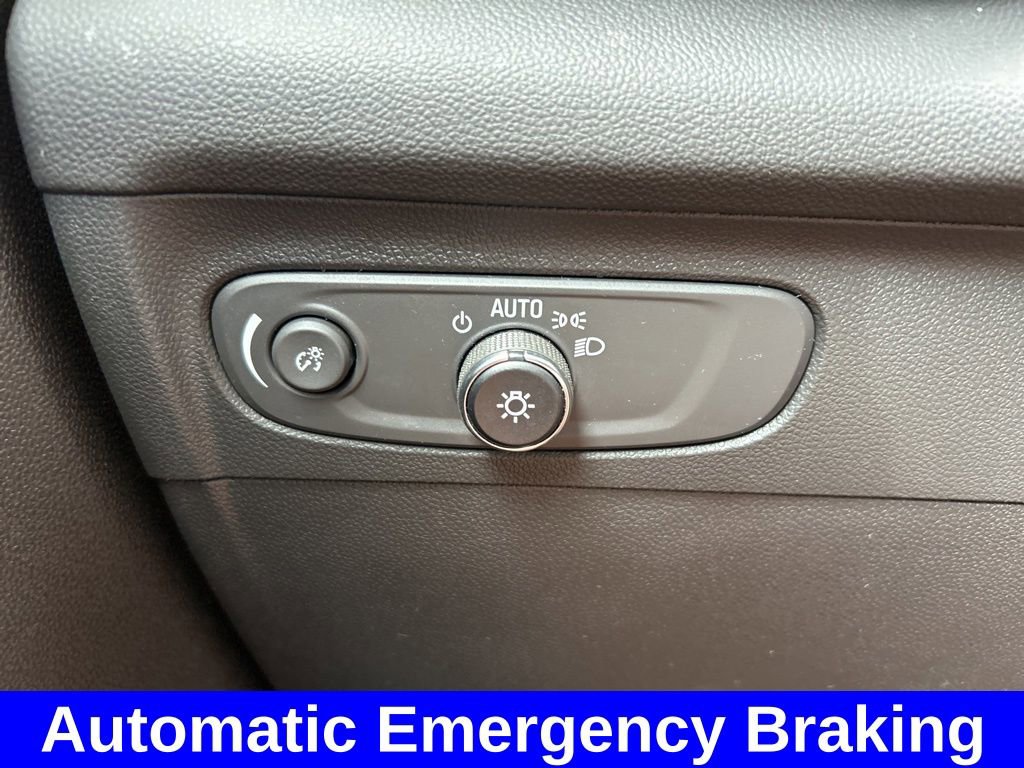 Used 2023 Buick Envision Essence FWD image 25