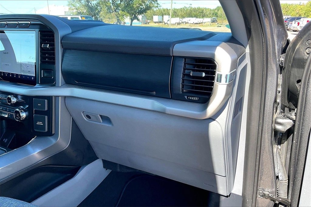 Certified 2021 Ford F150 XLT w/ Equipment Group 302A High image 23