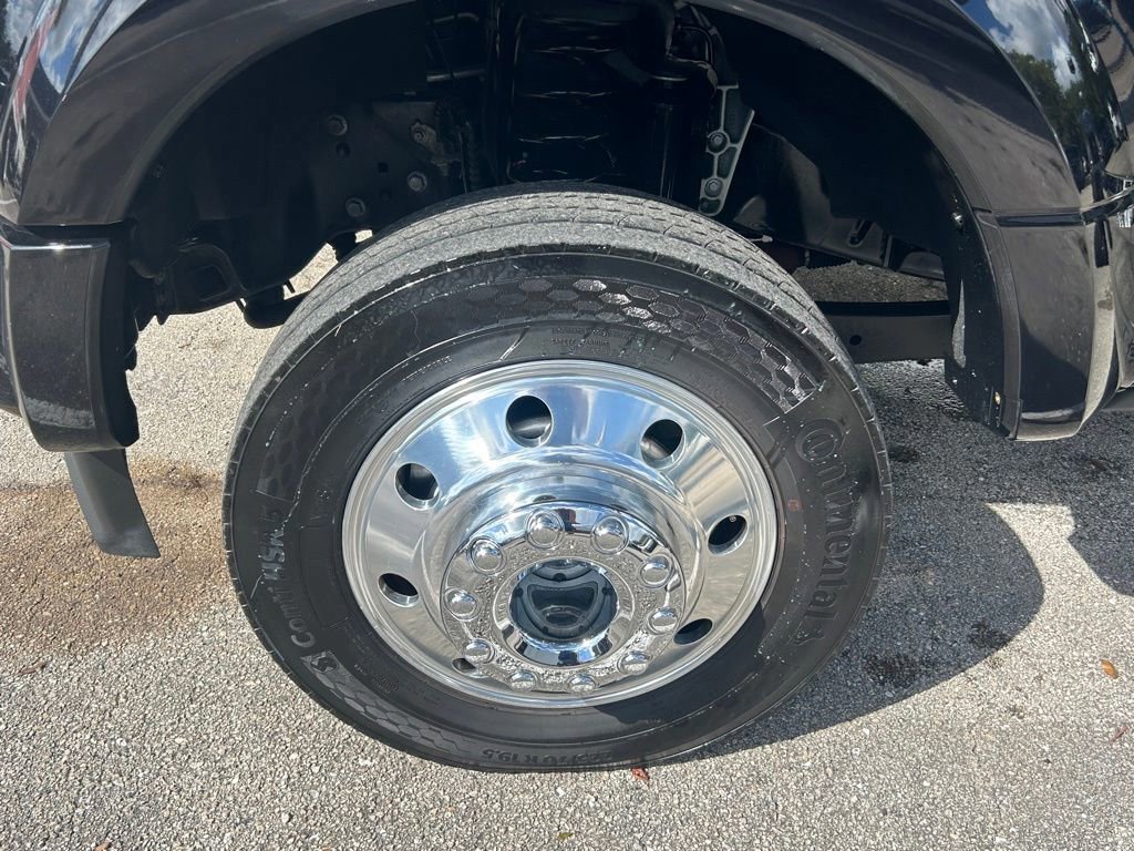 Certified 2021 Ford F450 Platinum w/ FX4 Off-Road Package image 22