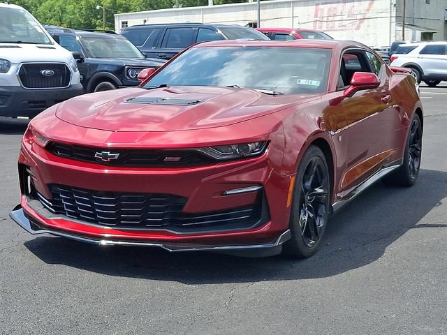 Used 2022 Chevrolet Camaro SS RWD image 5